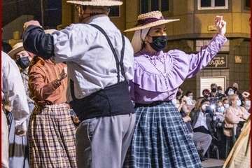 Cendro pone el broche final a San Gregorio 2021 con música y bailes populares/Ildefonso Rodríguez.